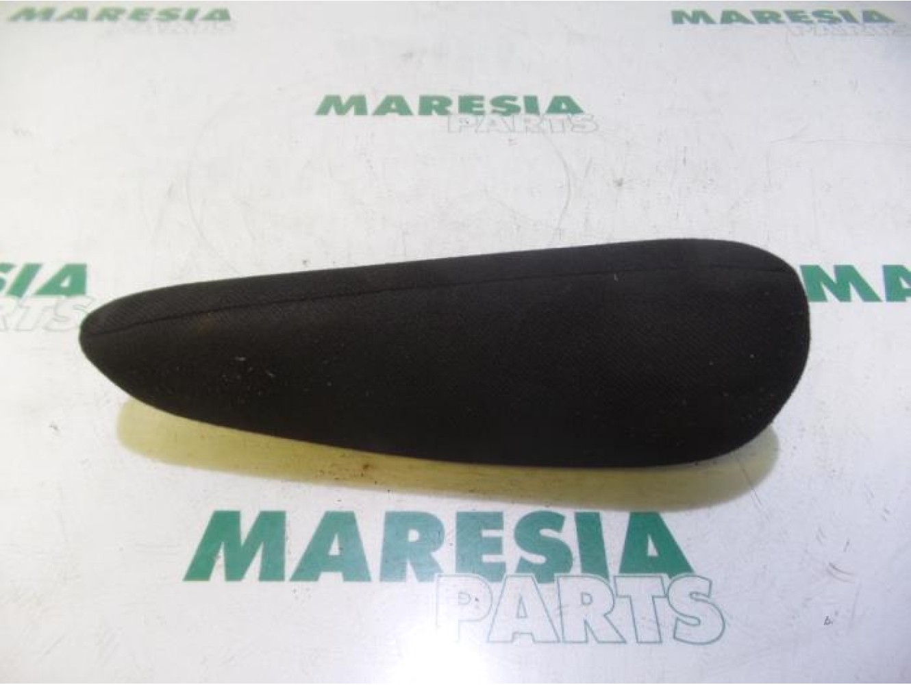 Peugeot - 307 - Armrest