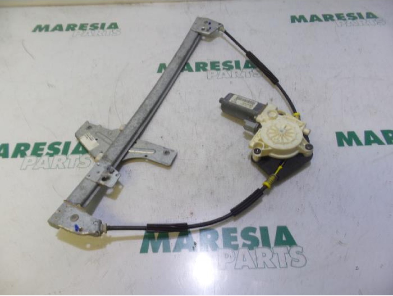 Peugeot - 307 - Window mechanism 4-door, front left