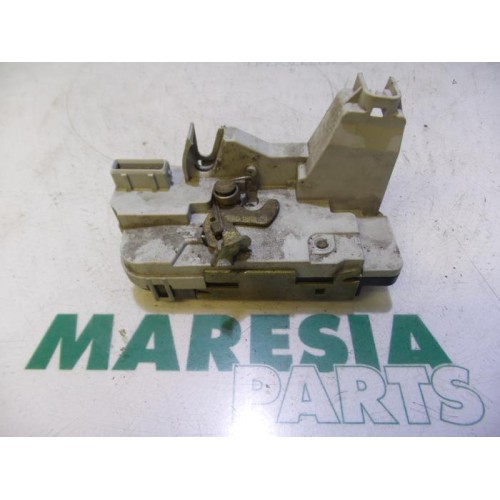 Peugeot - 307 - Rear door mechanism 4-door, right