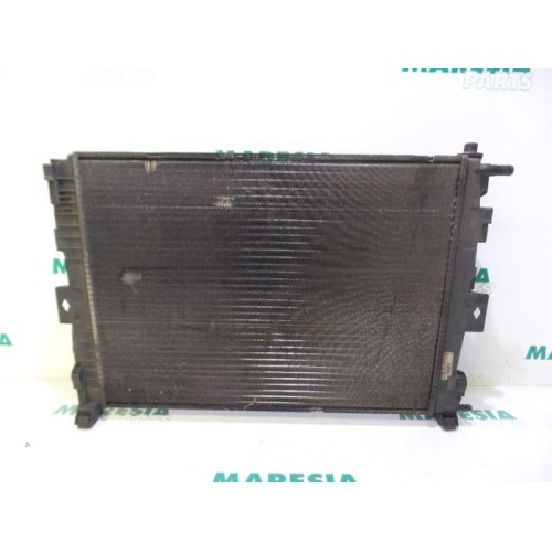 Renault - Megane - Radiator