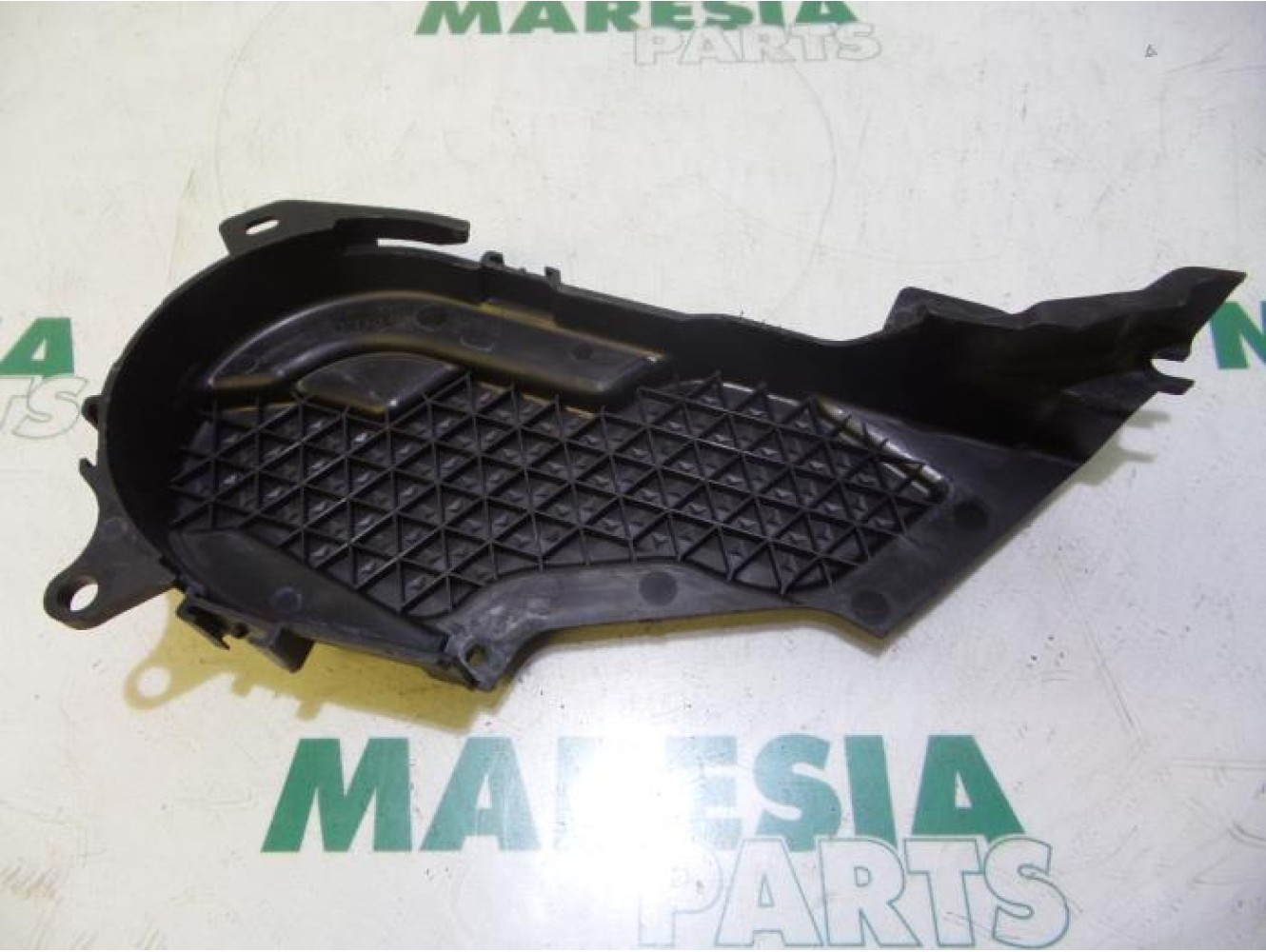 Citroen - C5 - Couvercle de distribution