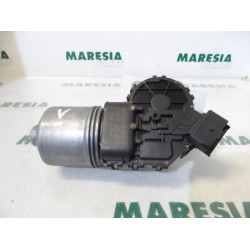 Renault - Clio - Front wiper motor