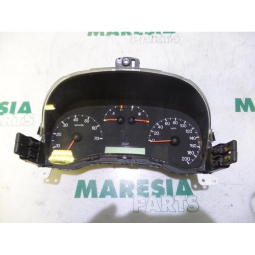 Fiat - Punto - Instrument panel