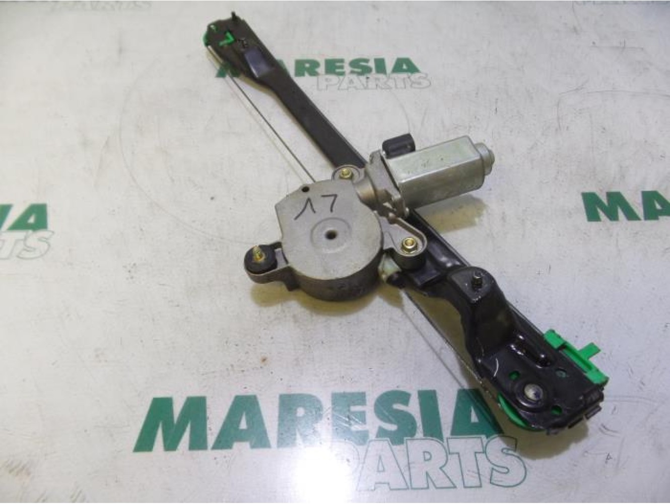 Fiat - Punto - Window mechanism 2-door, front left