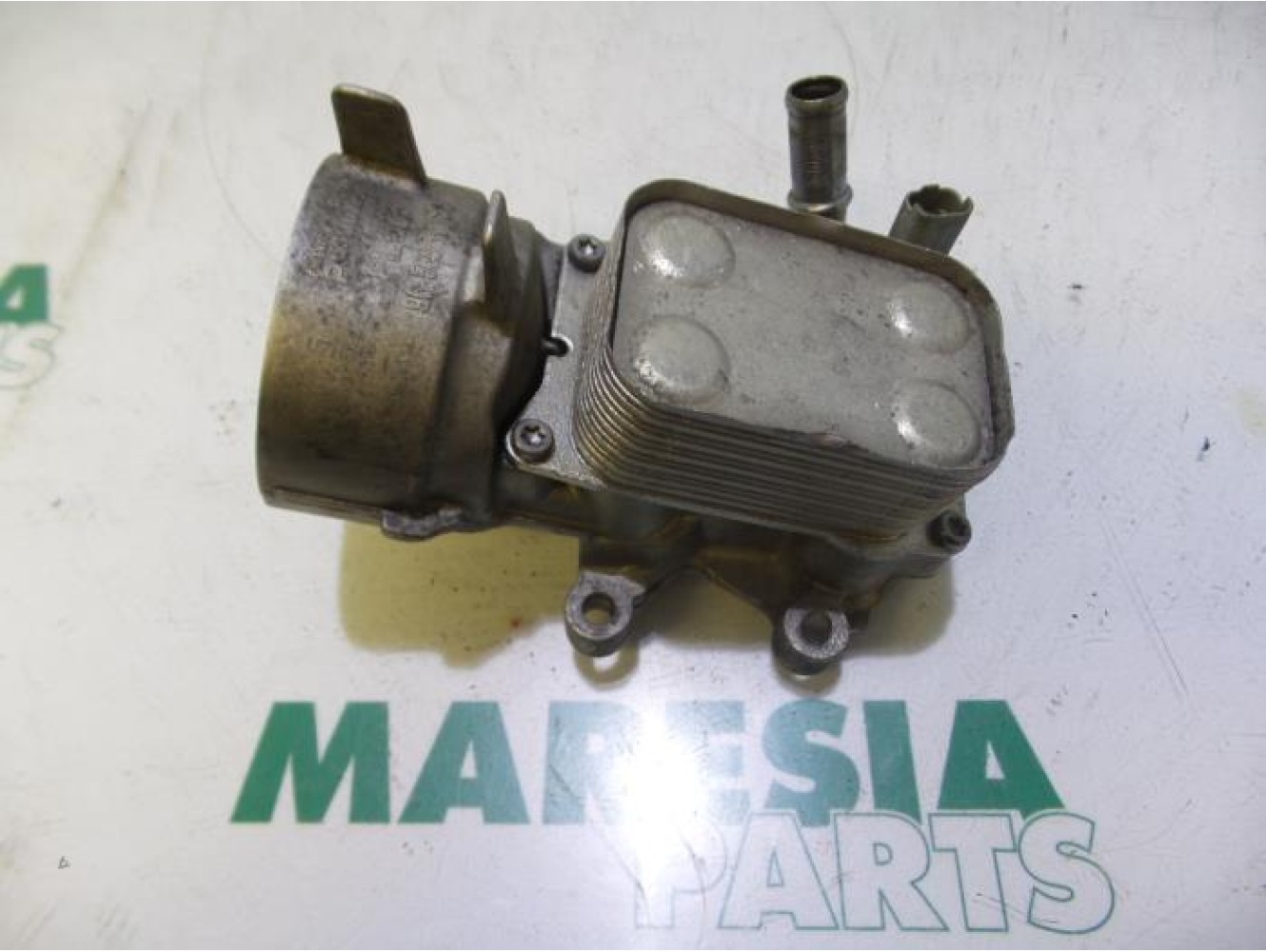 Peugeot - 407 - Oil filter holder
