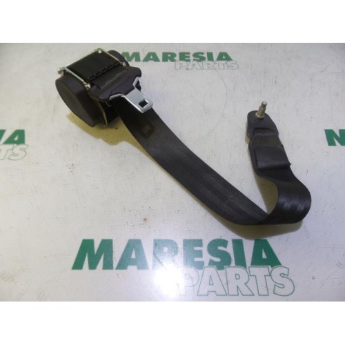 Peugeot - 308 - Rear seatbelt, left