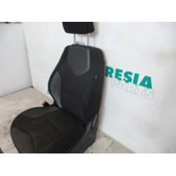 Peugeot - 308 - Stoel links