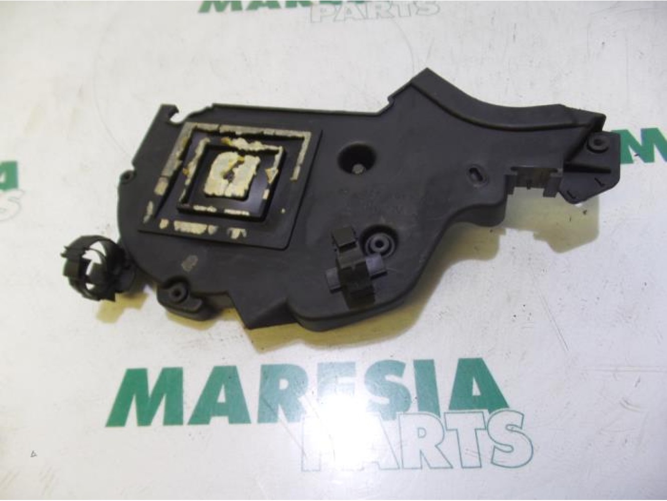 Peugeot - 206 - Timing cover
