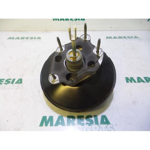 Renault - Clio - Brake servo