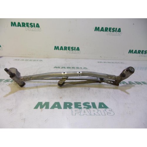 Renault - Megane - Wiper mechanism