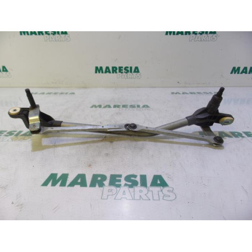 Renault - Megane - Wiper mechanism