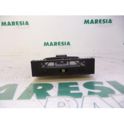 Renault - Megane - Card reader (lock)