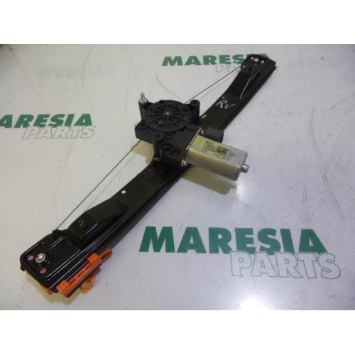 Fiat - Punto - Window mechanism 4-door, front right