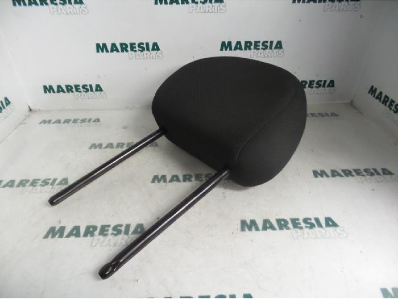 Citroen - C2 - Headrest