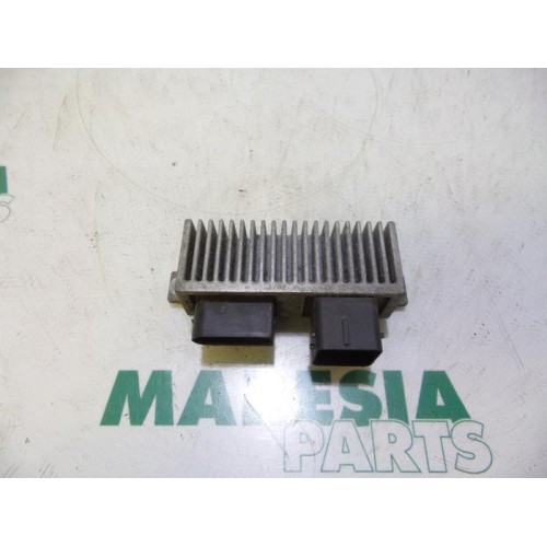 Renault - Megane - Glow plug relay