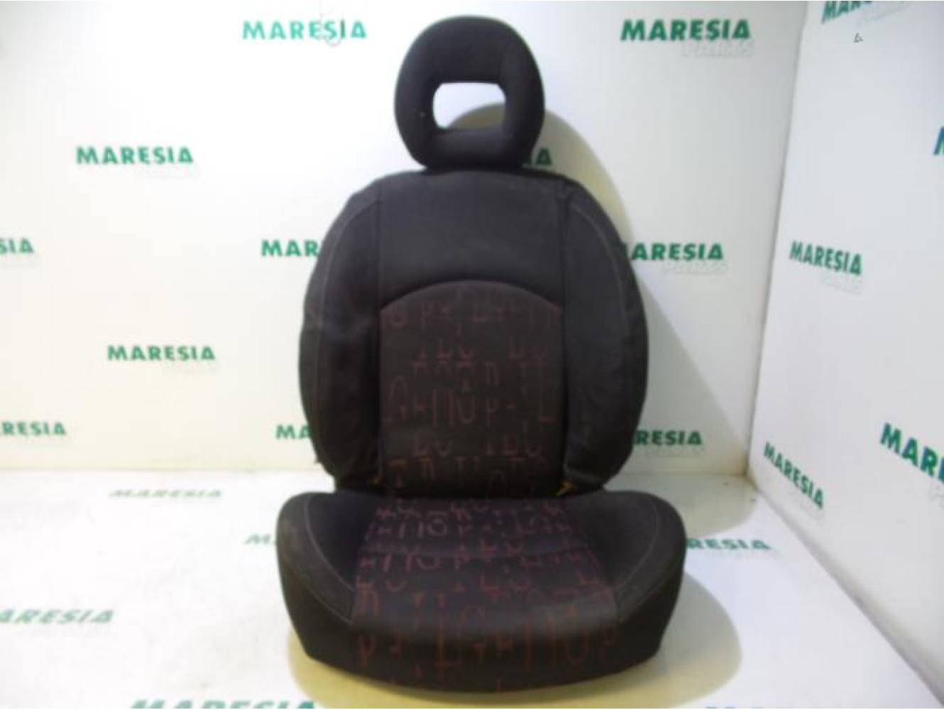 Peugeot - 206 - Sitz Verkleidung links