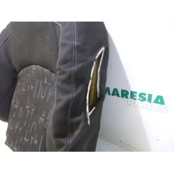 Peugeot - 206 - Sitz Verkleidung links