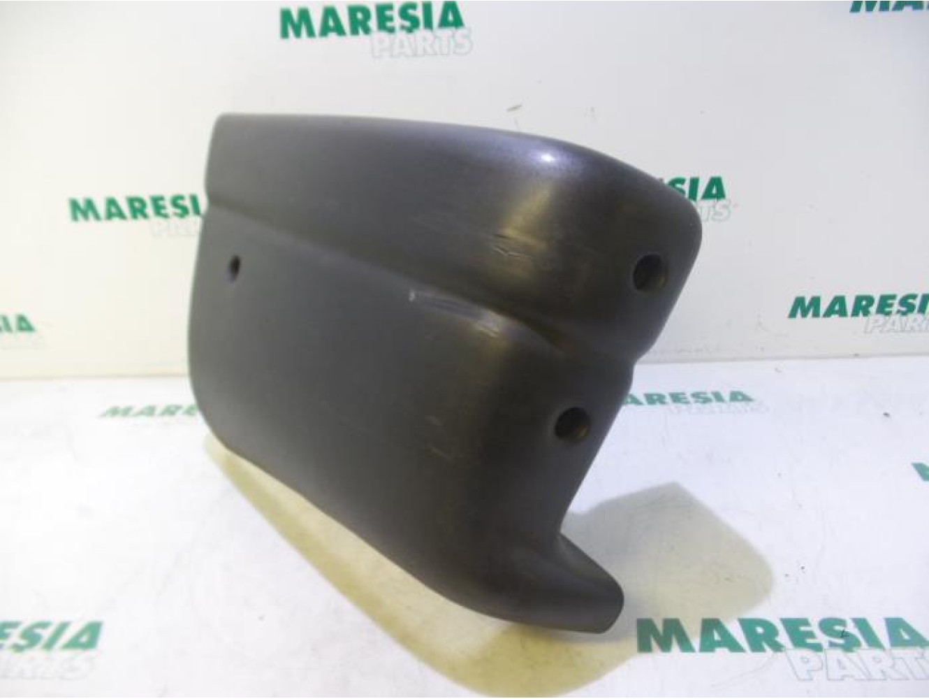 Renault - Master - Rear bumper component, left