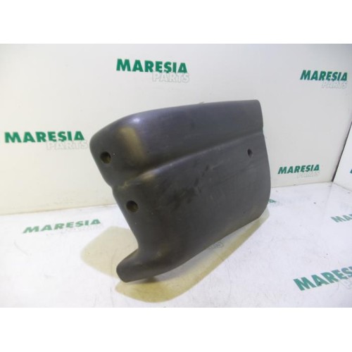 Renault - Master - Rear bumper component, right