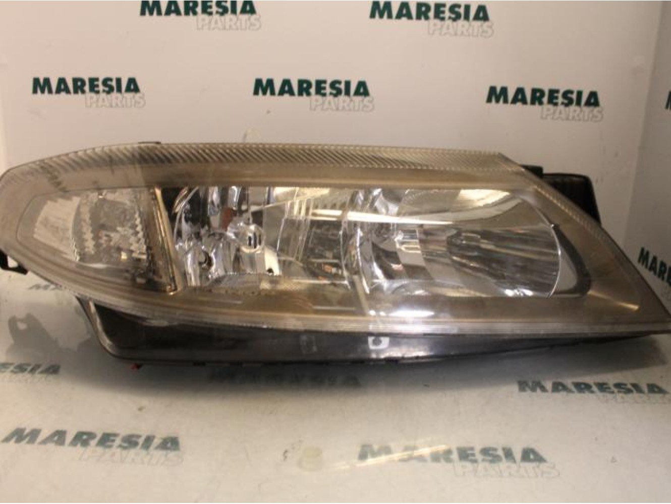 Renault - Laguna - Scheinwerfer rechts