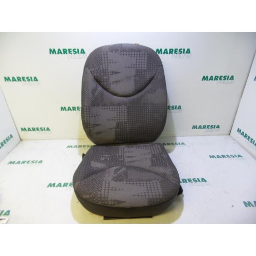 Citroen - C2 - Sitz Verkleidung rechts