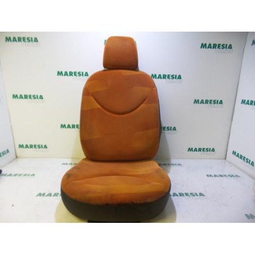 Citroen - C2 - Stoel Bekleding links