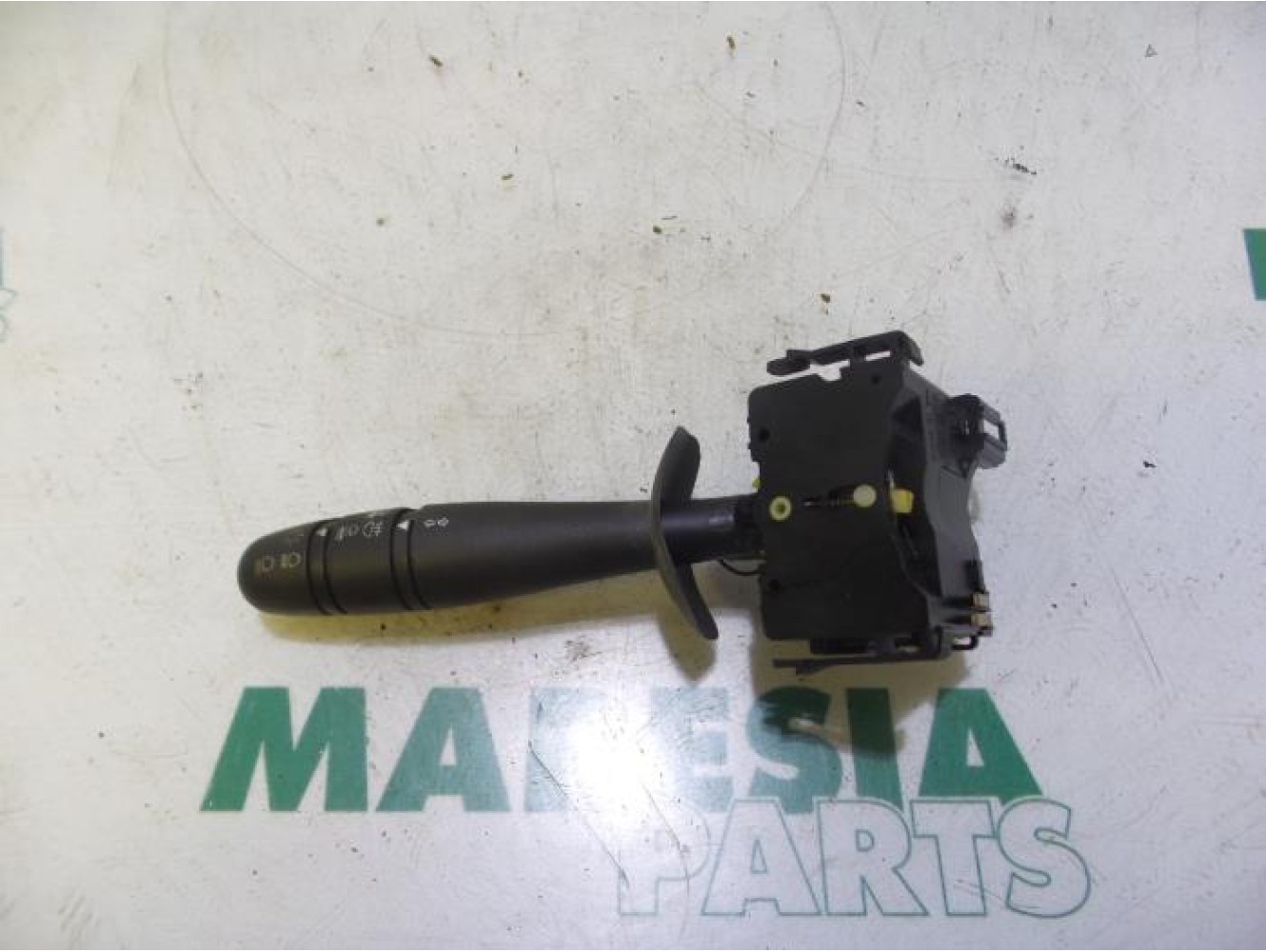 Renault - Laguna - Indicator switch