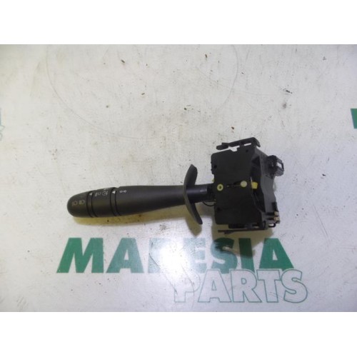 Renault - Laguna - Indicator switch