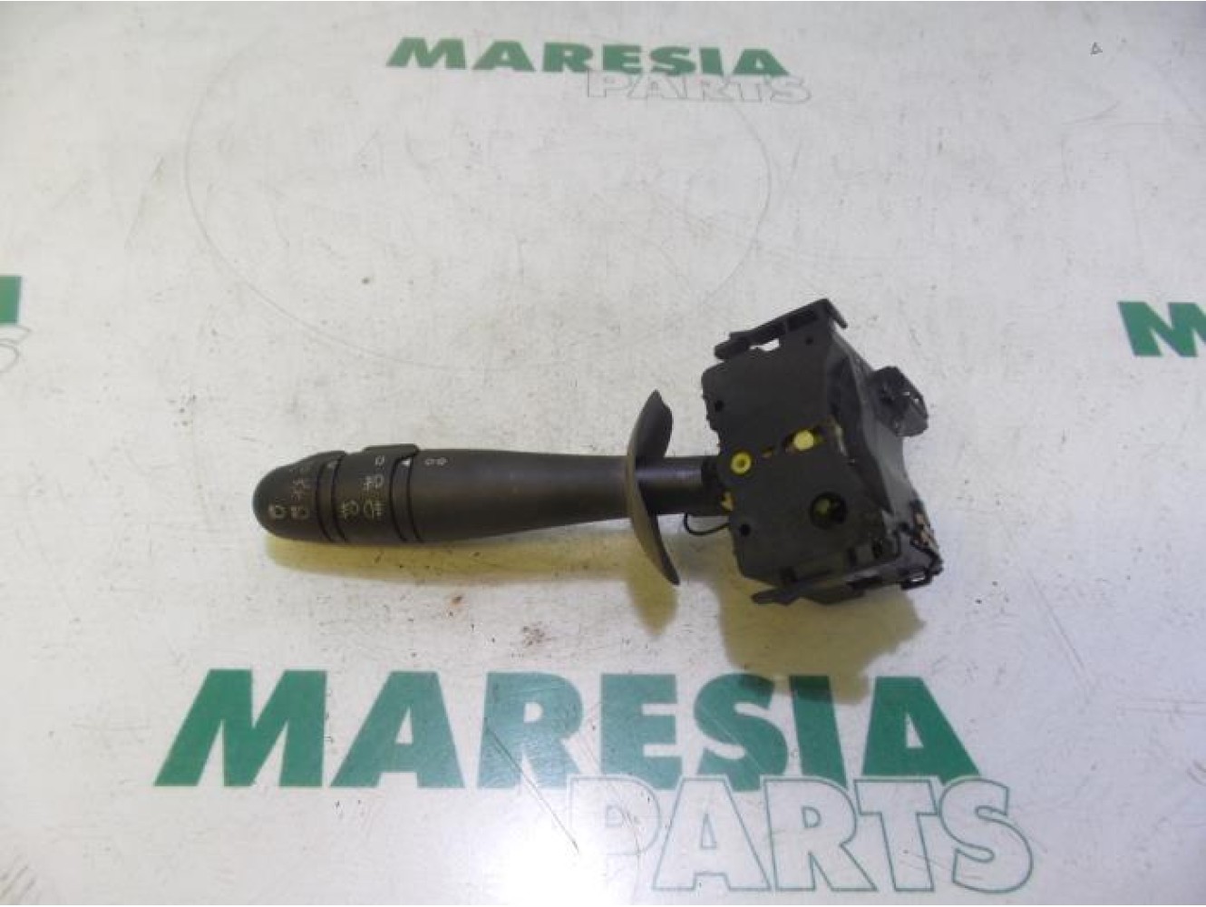 Renault - Laguna - Indicator switch