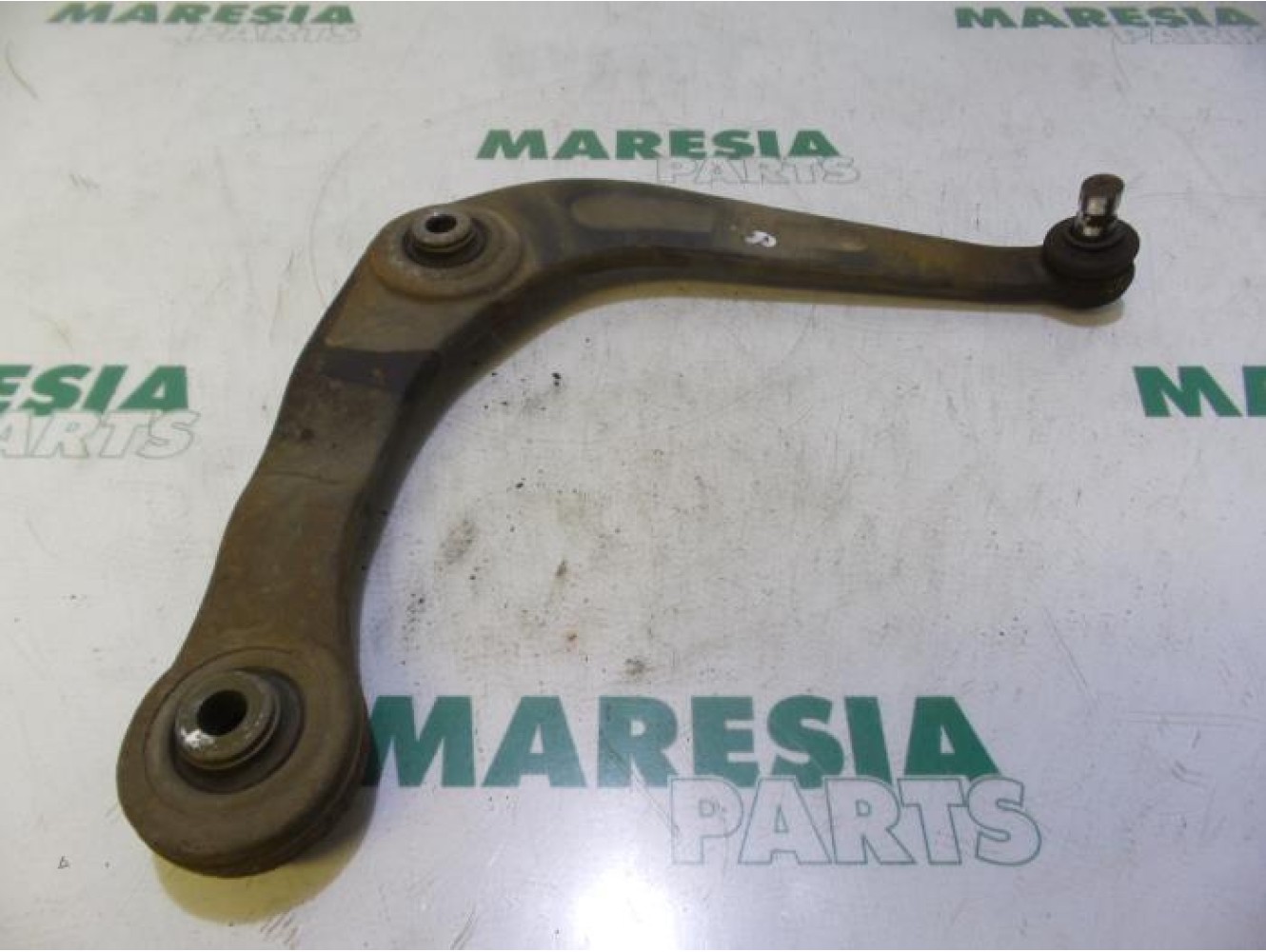 Peugeot - 206 - Front lower wishbone, right