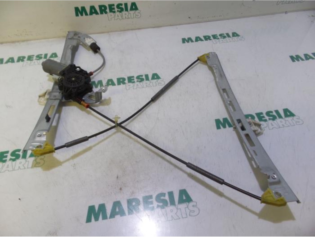 Peugeot - 206 - Window mechanism 4-door, front left