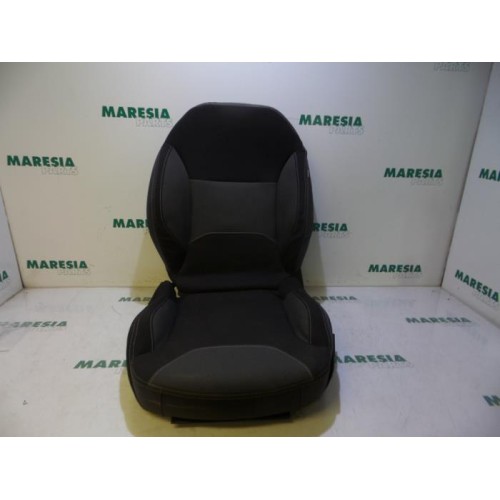 Citroen - C3 - Sitz Verkleidung links