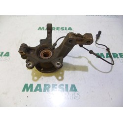 Renault - Clio - Knuckle, front left