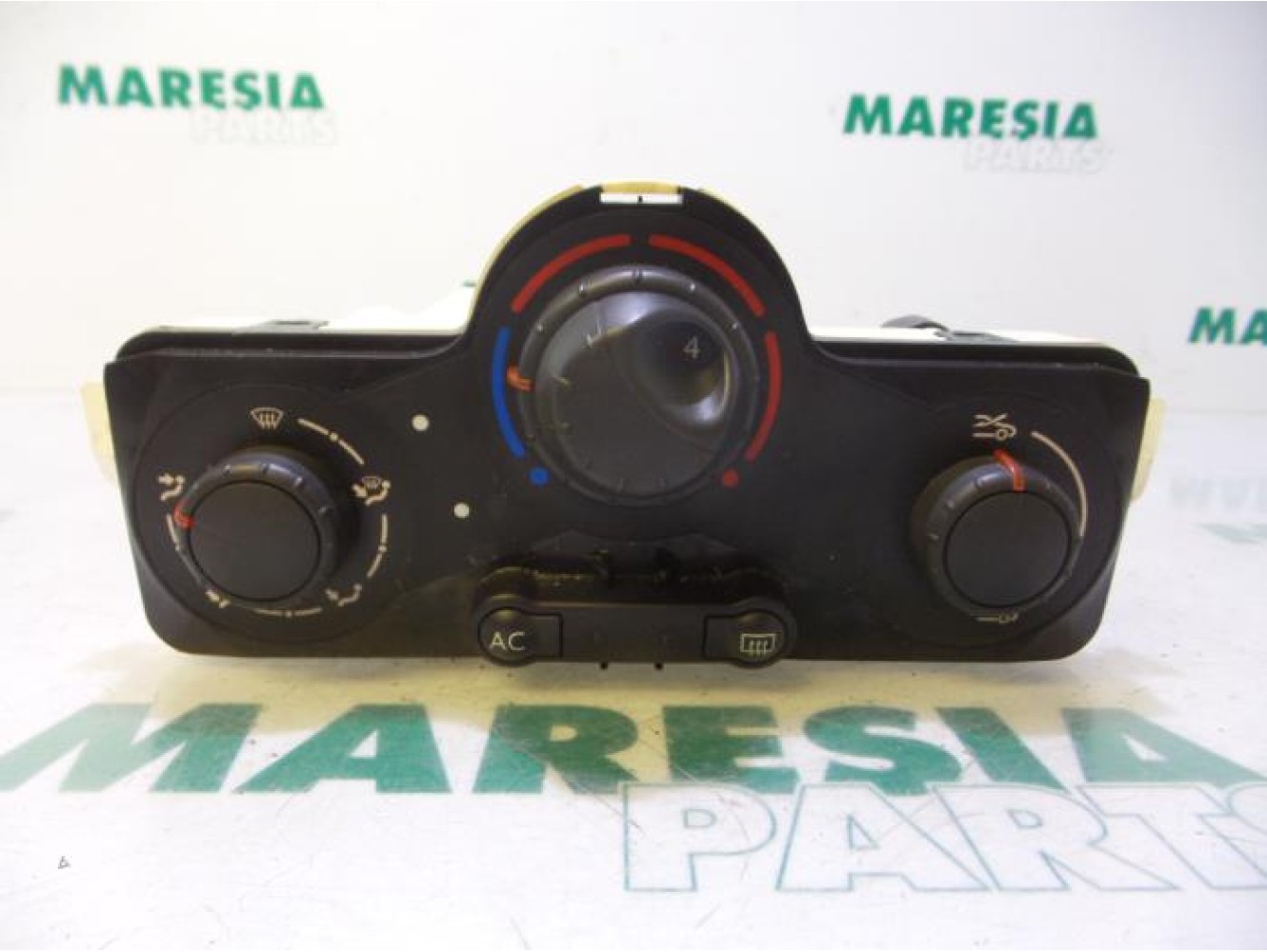 Renault - Clio - Heater control panel