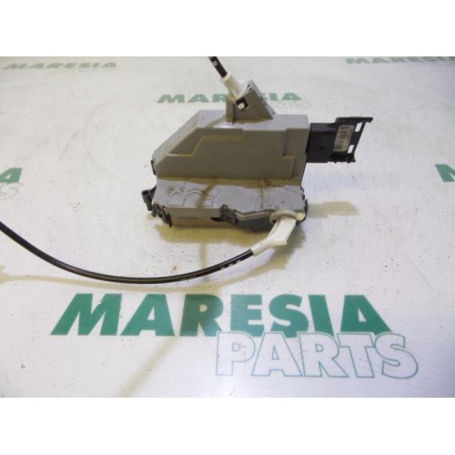 Peugeot - 308 - Rear door mechanism 4-door, right