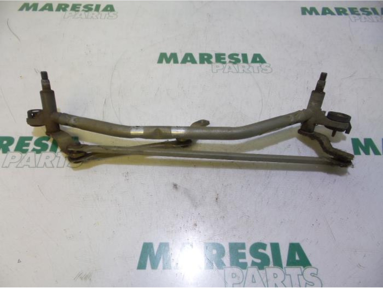 Citroen - Pluriel - Wiper mechanism