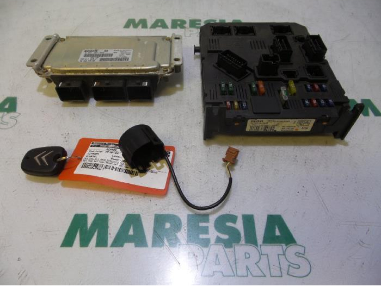 Citroen - Pluriel - Engine management computer
