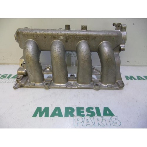Renault - Vel Satis - Intake manifold