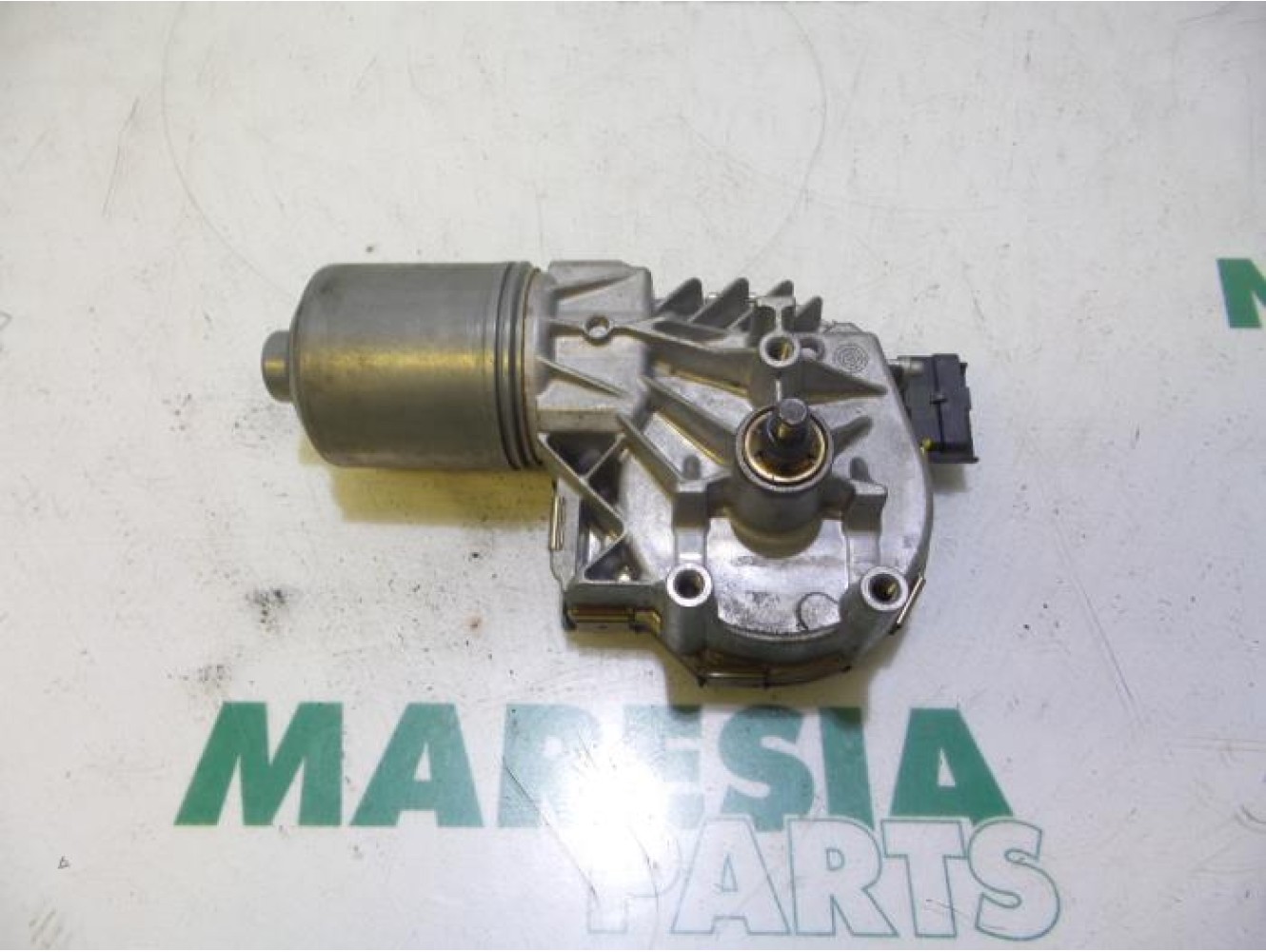 Peugeot - 308 - Front wiper motor