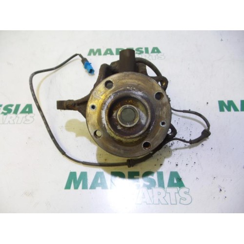 Citroen - Pluriel - Knuckle, front right