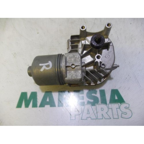 Peugeot - 3008 - Front wiper motor