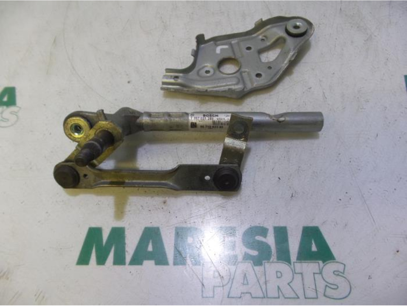 Peugeot - 3008 - Wiper mechanism