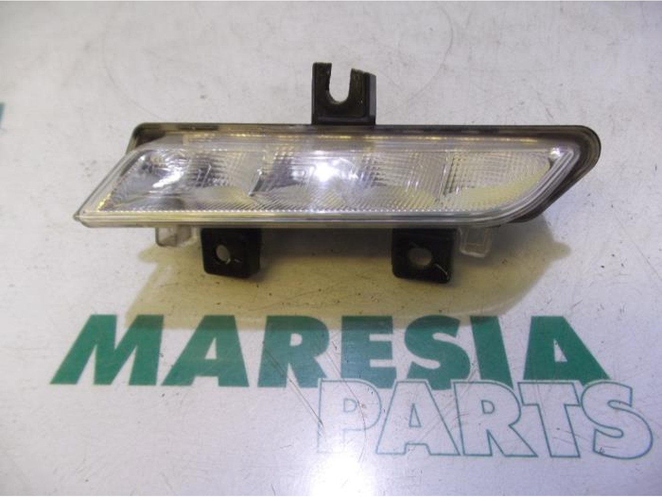Renault - Clio - Daytime running light, left