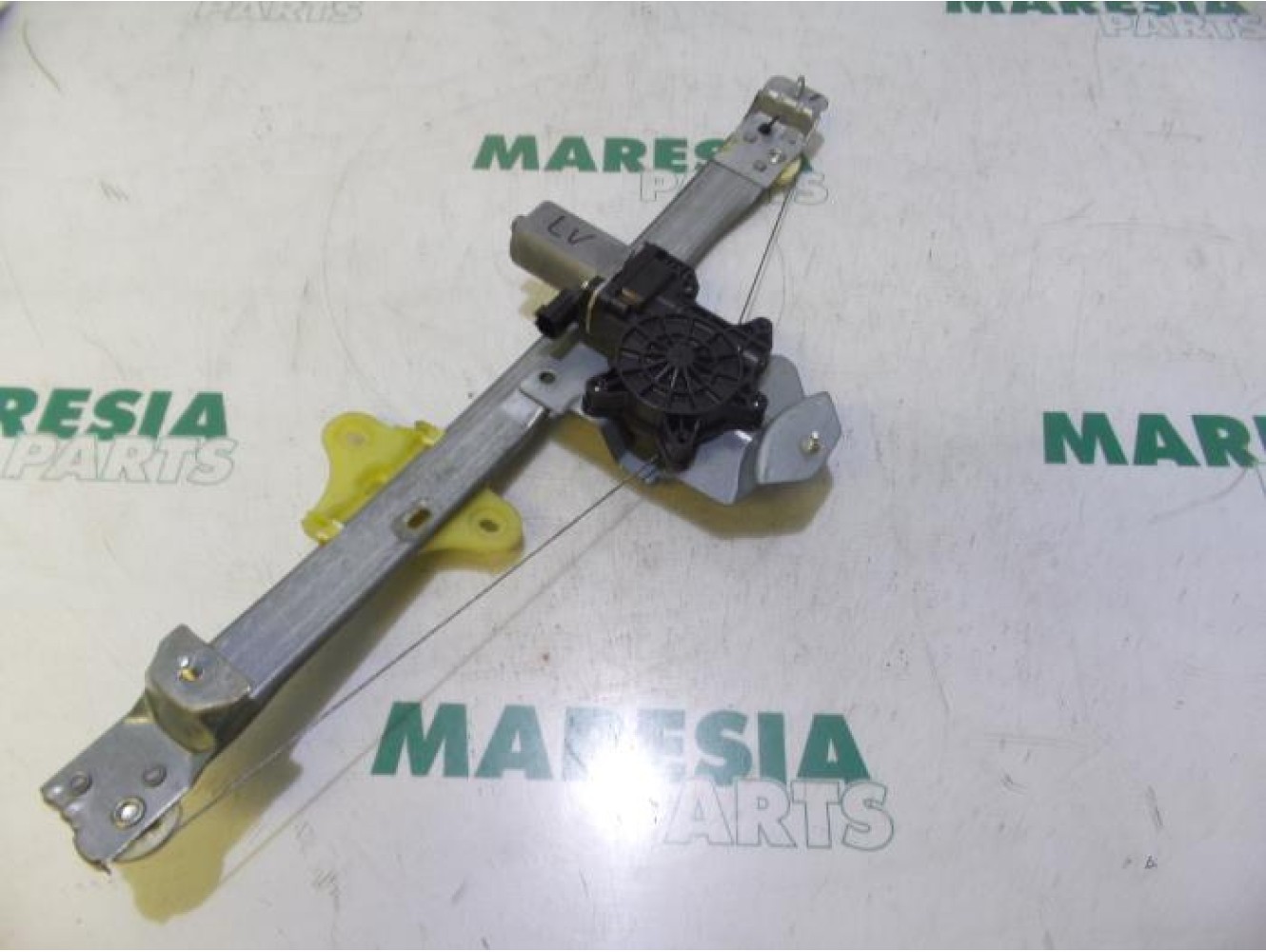 Renault - Clio - Window mechanism 4-door, front left