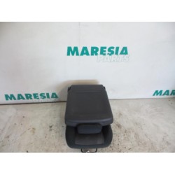 Renault - Megane Scenic - Rear seat
