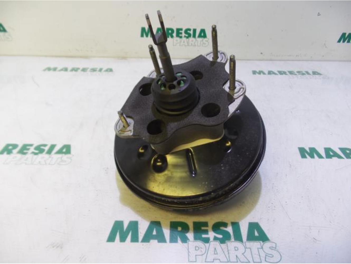 Renault - Clio - Brake servo