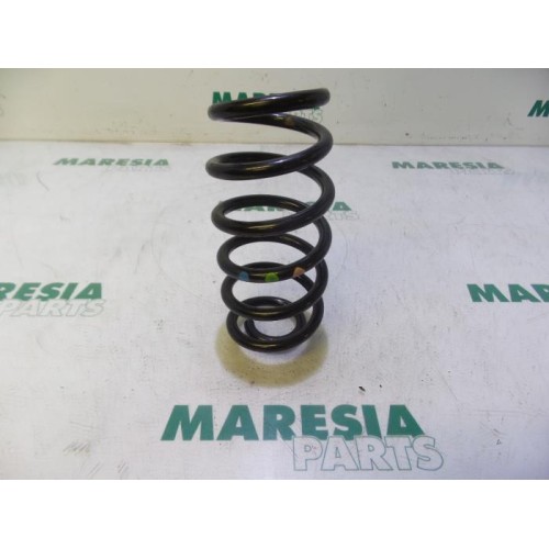Renault - Clio - Rear coil spring