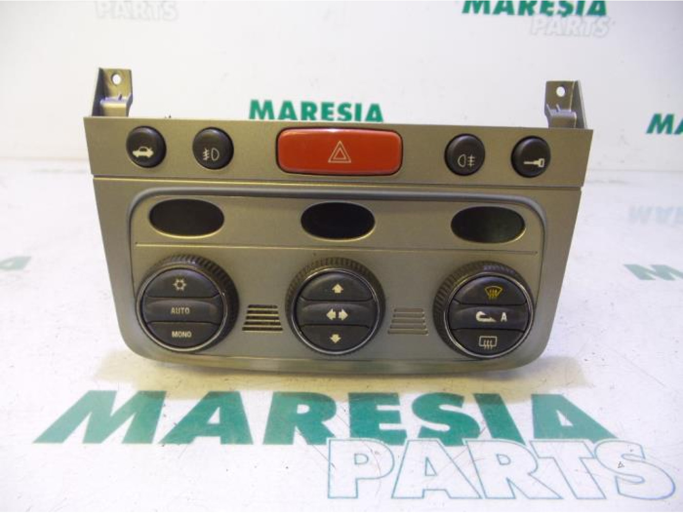 Alfa Romeo - 147 - Heater control panel