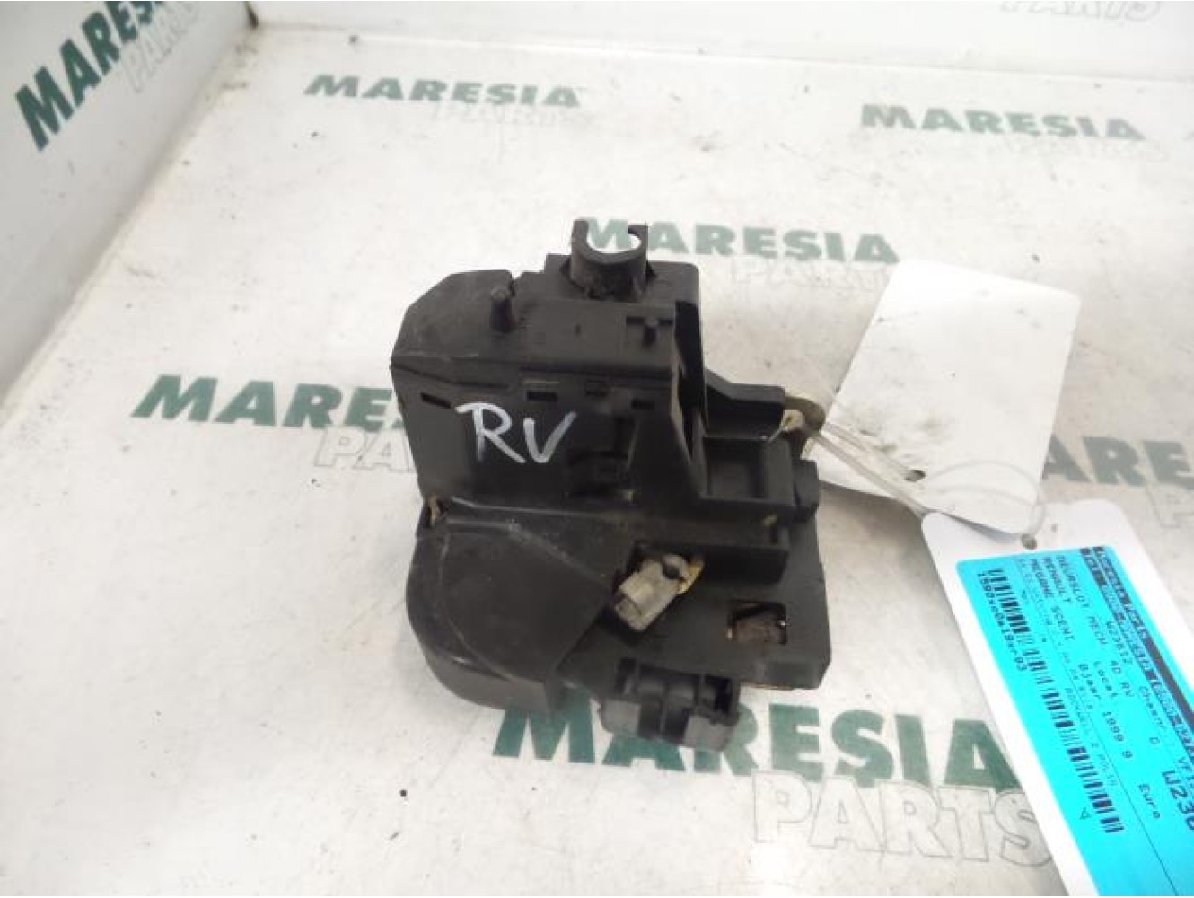 Renault - Megane Scenic - Front door lock mechanism 4-door, right