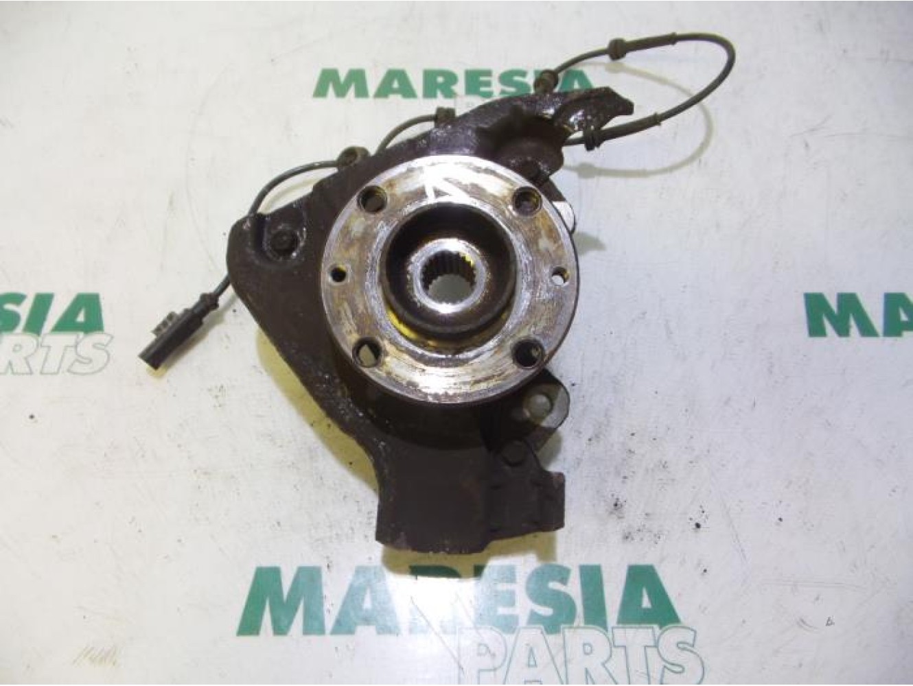 Fiat - Idea - Knuckle, front right
